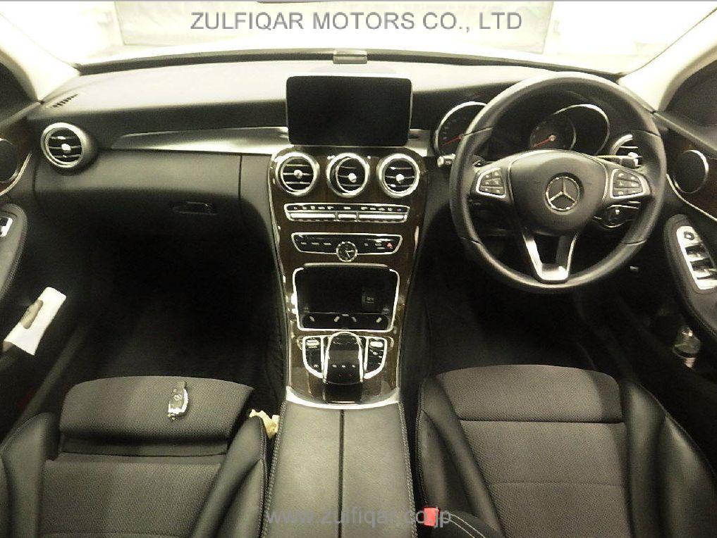 MERCEDES BENZ C CLASS 2017 Image 3