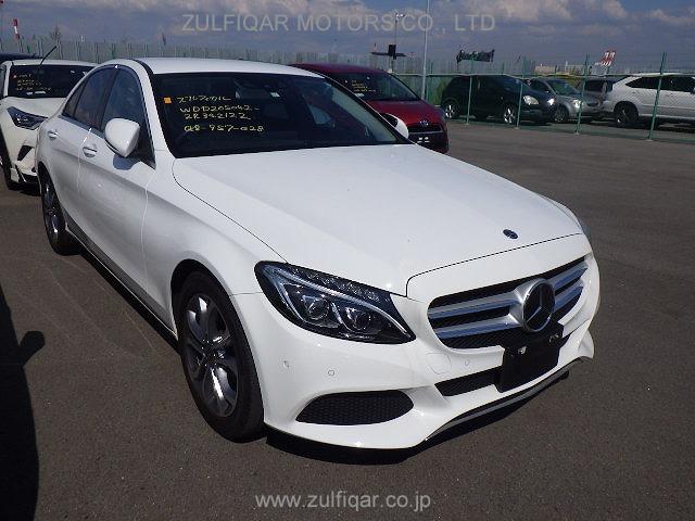 MERCEDES BENZ C CLASS 2017 Image 10