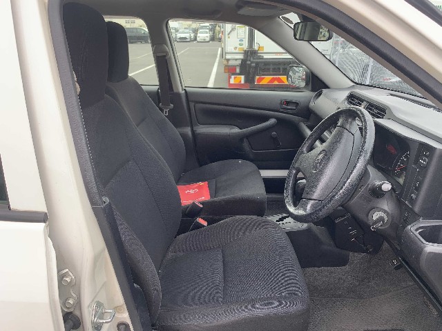 TOYOTA PROBOX 2017 Image 19