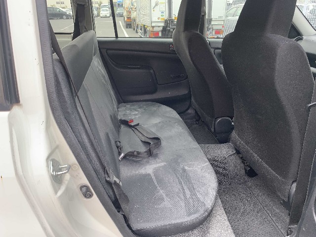 TOYOTA PROBOX 2017 Image 20