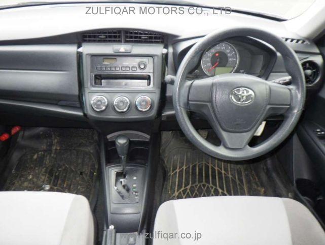 TOYOTA COROLLA AXIO 2016 Image 6