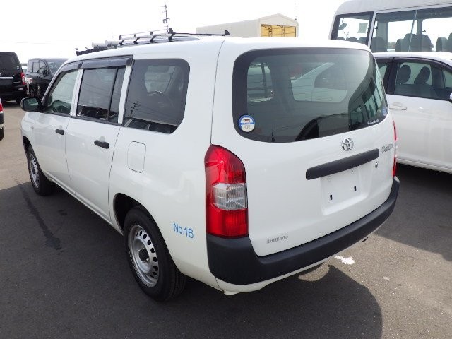 TOYOTA PROBOX 2017 Image 28