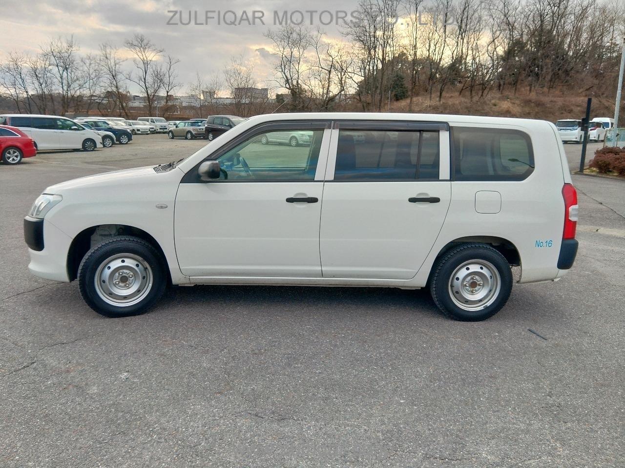 TOYOTA PROBOX 2017 Image 4