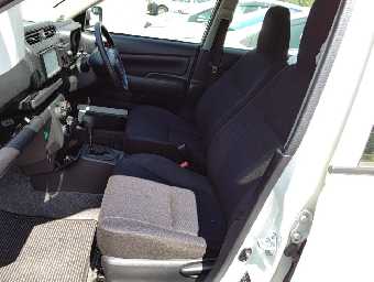 TOYOTA SUCCEED 2017 Image 13