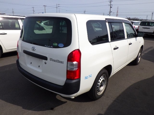 TOYOTA PROBOX 2017 Image 27