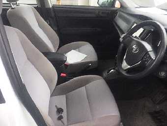 TOYOTA COROLLA AXIO 2016 Image 17