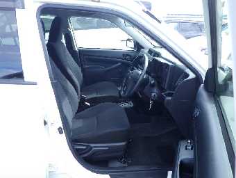 TOYOTA PROBOX 2017 Image 12