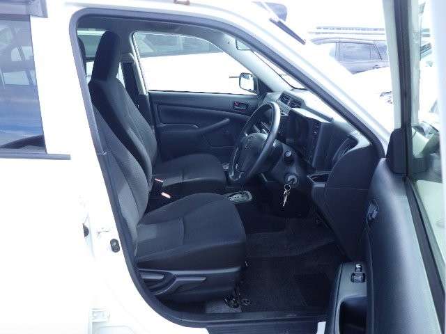 TOYOTA PROBOX 2017 Image 19