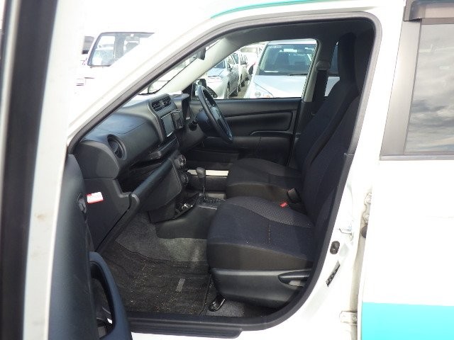 TOYOTA PROBOX 2017 Image 21