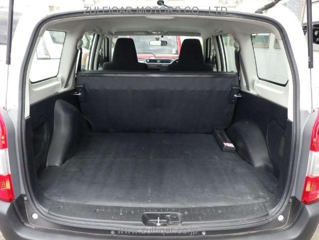 TOYOTA PROBOX 2017 Image 8