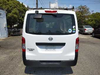 NISSAN NV350 CARAVAN 2017 Image 3