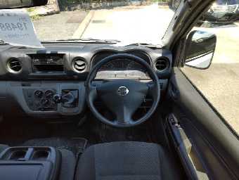 NISSAN NV350 CARAVAN 2017 Image 8