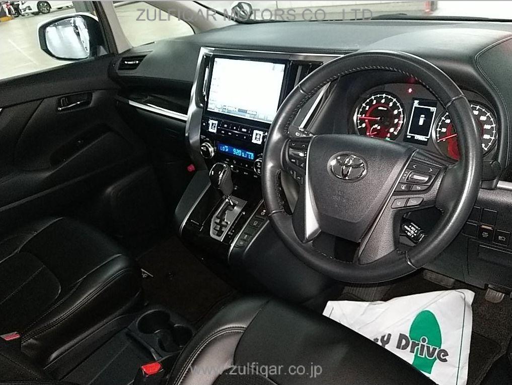 TOYOTA VELLFIRE 2019 Image 3