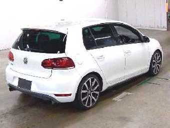 VOLKSWAGEN GOLF 2011 Image 5