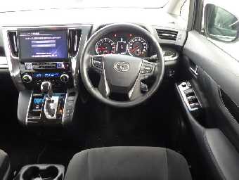 TOYOTA VELLFIRE 2017 Image 4