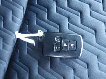 TOYOTA VELLFIRE 2017 Image 6