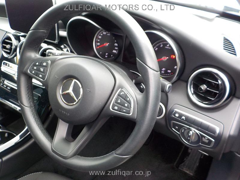 MERCEDES BENZ C CLASS 2017 Image 7