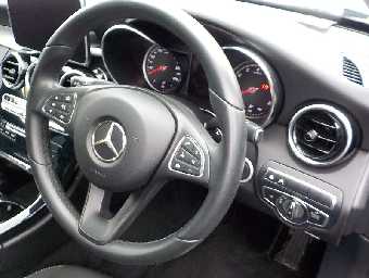 MERCEDES BENZ C CLASS 2017 Image 7
