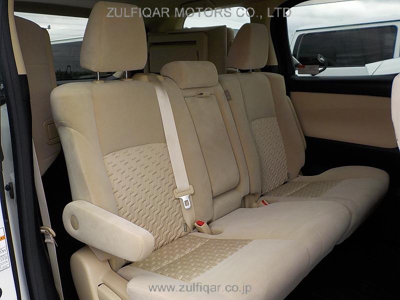 TOYOTA ALPHARD 2017 Image 12