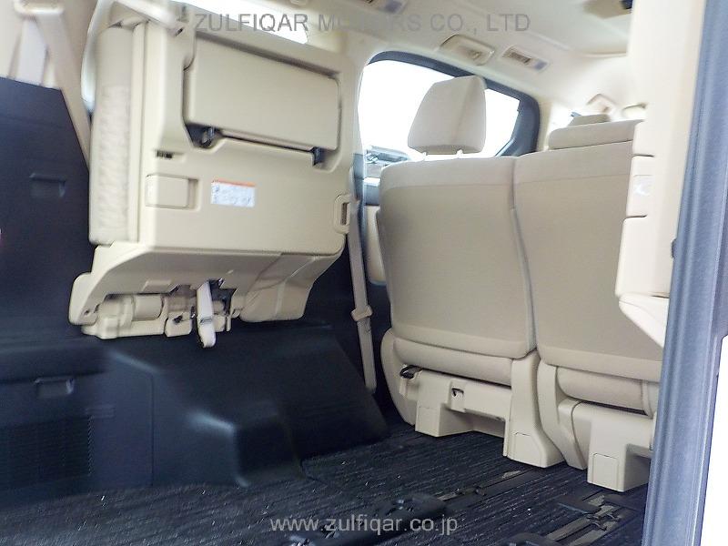 TOYOTA ALPHARD 2017 Image 19