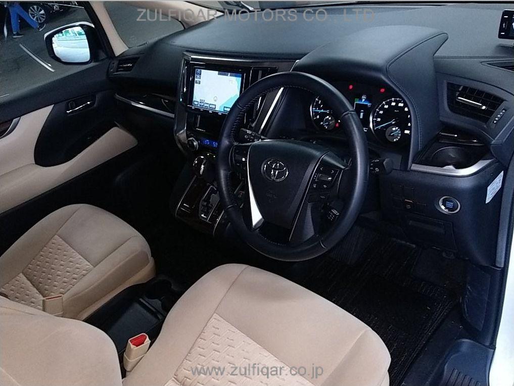 TOYOTA ALPHARD 2017 Image 3