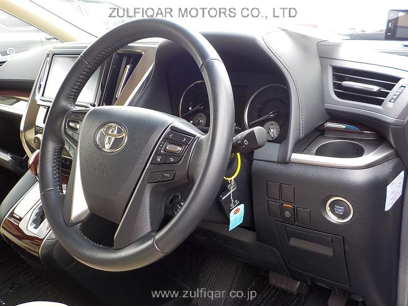 TOYOTA ALPHARD 2017 Image 7