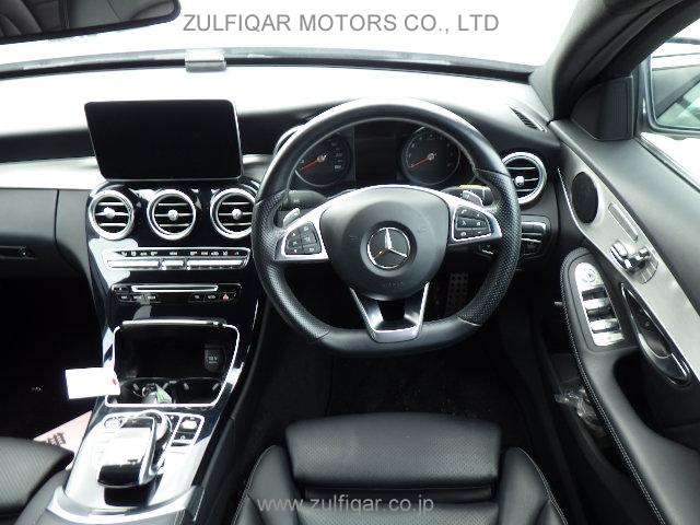 MERCEDES BENZ C CLASS 2017 Image 7