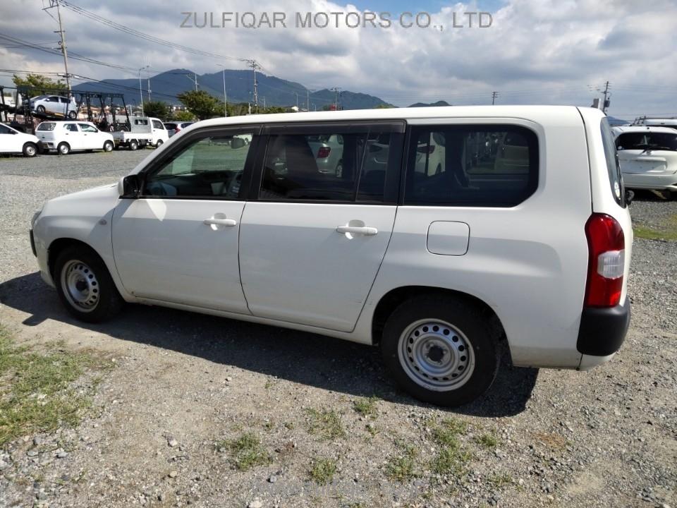 TOYOTA SUCCEED 2017 Image 4