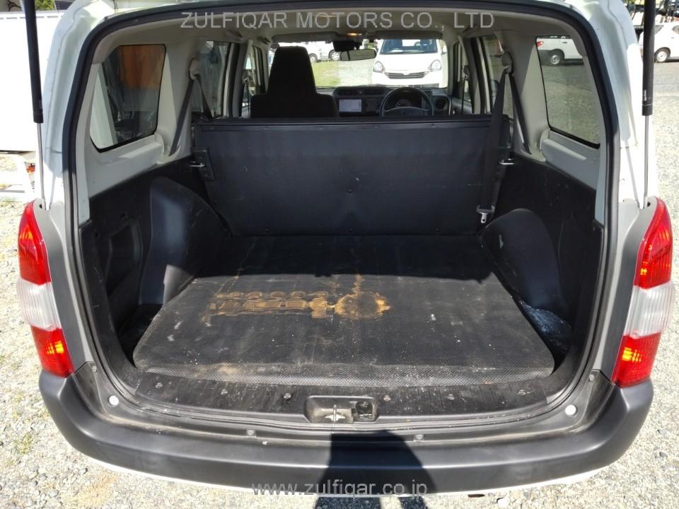 TOYOTA SUCCEED 2017 Image 7