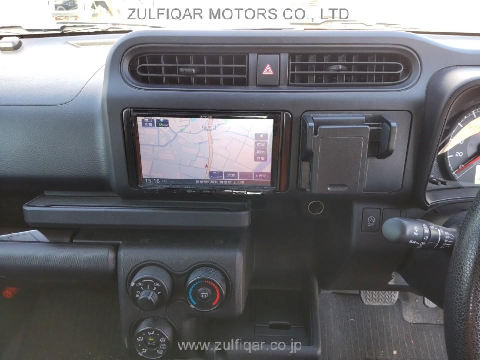 TOYOTA SUCCEED 2017 Image 9