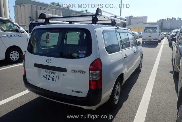 TOYOTA SUCCEED 2017 Image 2