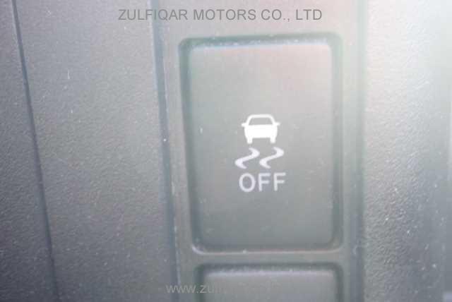 TOYOTA SUCCEED 2017 Image 11