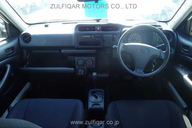 TOYOTA SUCCEED 2017 Image 6