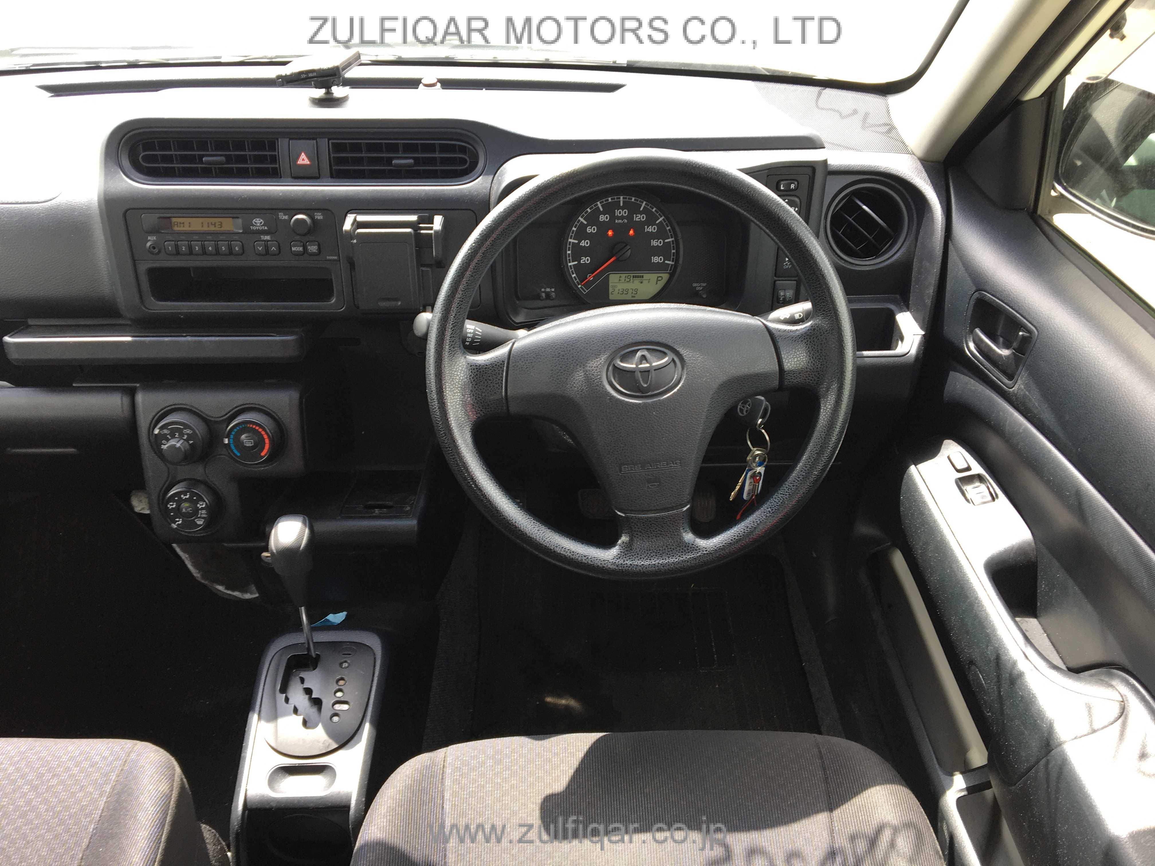 TOYOTA SUCCEED 2017 Image 9