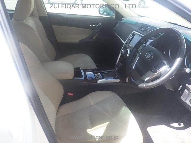 TOYOTA MARK X 2013 Image 12