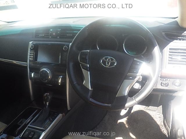 TOYOTA MARK X 2013 Image 19