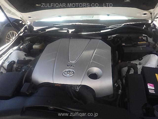 TOYOTA MARK X 2013 Image 6