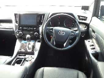 TOYOTA ALPHARD 2020 Image 7