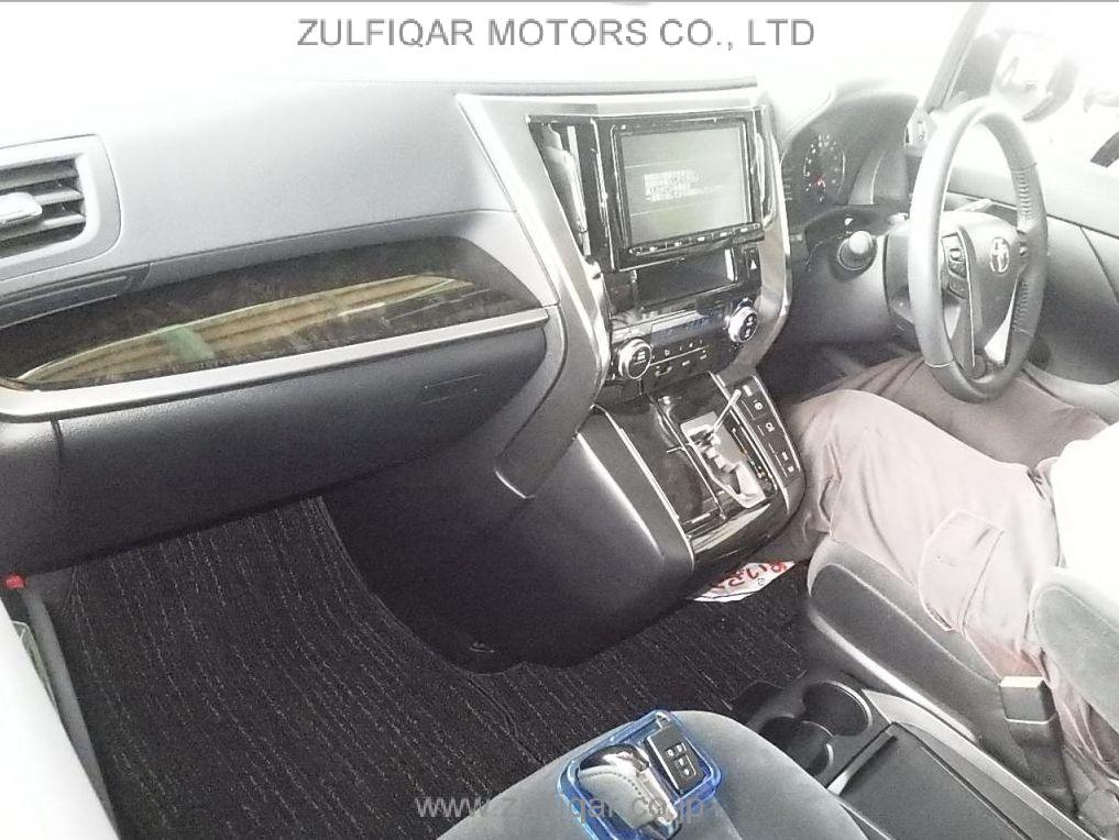 TOYOTA VELLFIRE 2017 Image 3