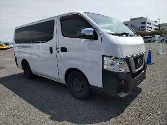 NISSAN NV350 CARAVAN 2017 Image 6