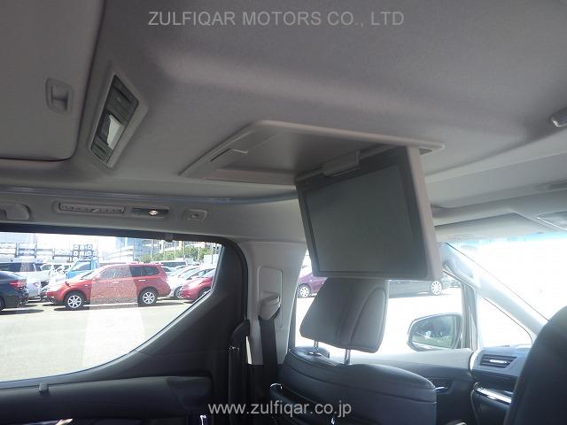 TOYOTA ALPHARD 2017 Image 9