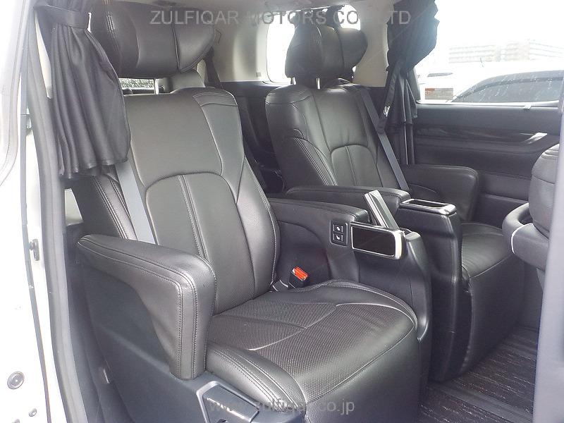 TOYOTA ALPHARD 2017 Image 19