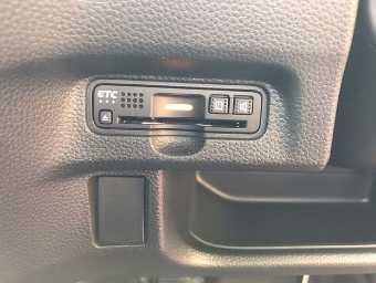 HONDA N-BOX CUSTOM 2018 Image 15