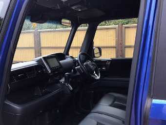 HONDA N-BOX CUSTOM 2018 Image 18