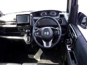 HONDA N-BOX CUSTOM 2018 Image 29