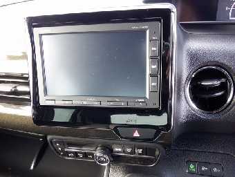 HONDA N-BOX CUSTOM 2018 Image 30