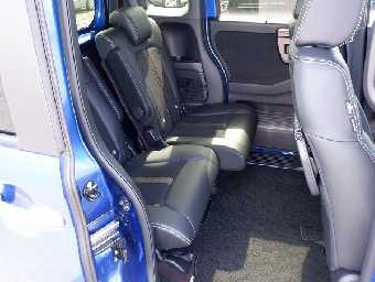 HONDA N-BOX CUSTOM 2018 Image 33