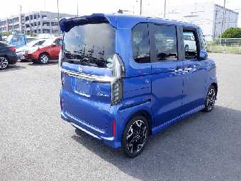 HONDA N-BOX CUSTOM 2018 Image 38