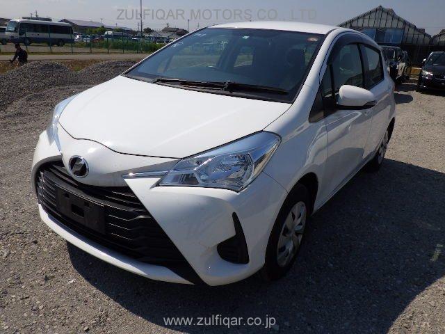 TOYOTA VITZ 2017 Image 20