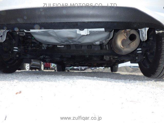 TOYOTA VITZ 2017 Image 28